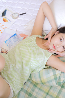 多人野外强伦姧